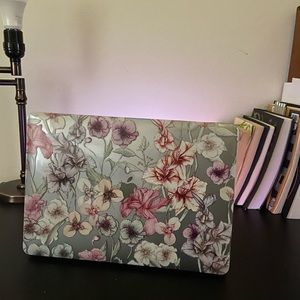 MacBook Pro 13” clear floral case ✨